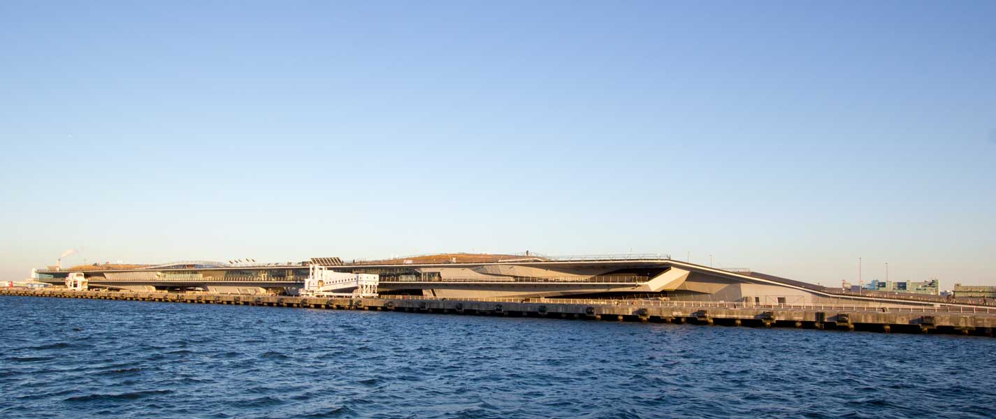 Osanbashi Pier Exterior