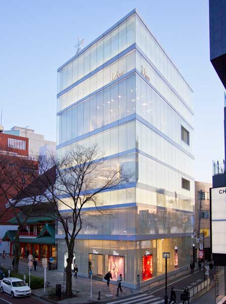 Dior Omotesando de SANAA  ▷ Blog Arquitectura y Diseño. Inspírate con  nuestros interiores y casas de diseño.